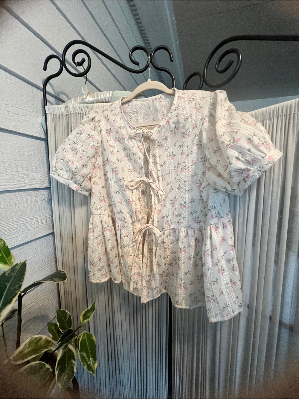 Cream Floral Peplum Blouse with Puff Sleeves